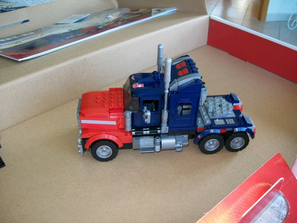 Kre-o optimus camion