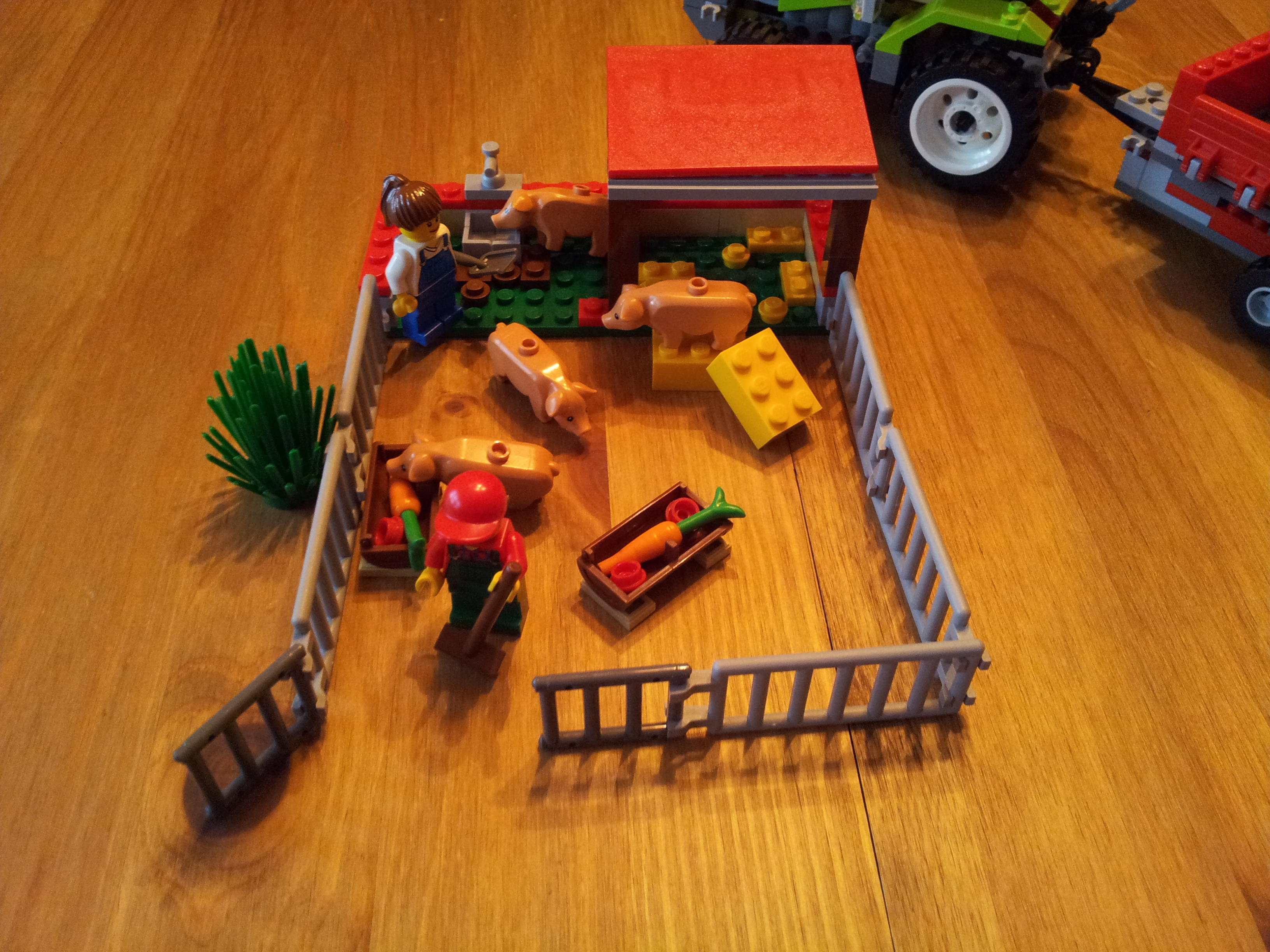 Lego city 7684 : la porcherie et le tracteur - Lego(R) by Alkinoos