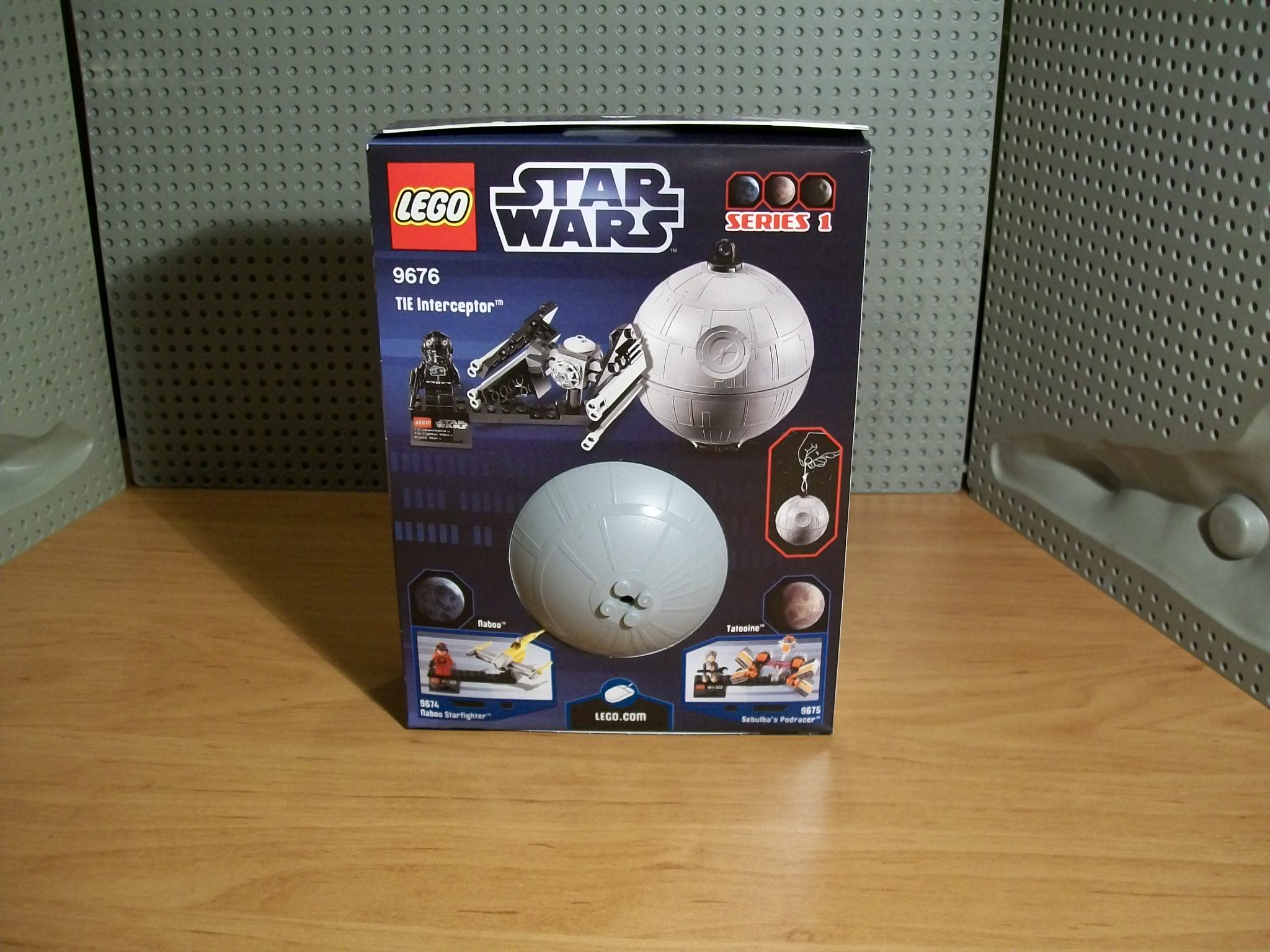 LEGO Star Wars 9675 - 9676 - le TIE Interceptor & l'Etoile Noire﻿