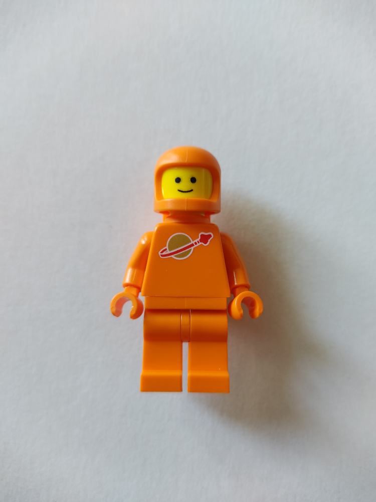 https://www.space2bricks.com/WordPress3/wp-content/uploads/2021/09/Orange-Spaceman-p1.jpg